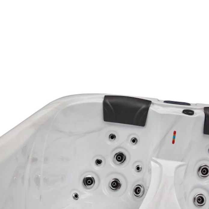 Luxury Spas Largo 3-Person Hot Tub