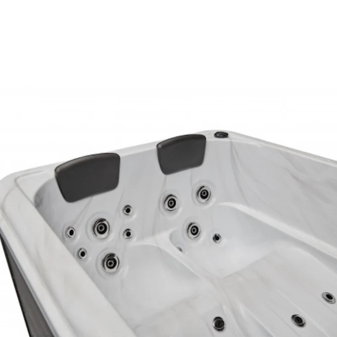 Luxury Spas Riley 3-Person Hot Tub