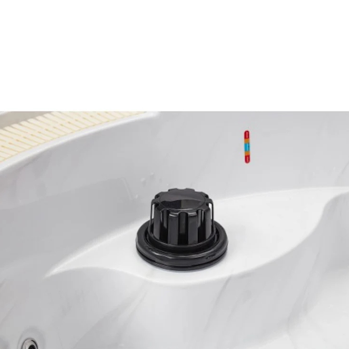 Luxury Spas Oscar 6-Person Hot Tub