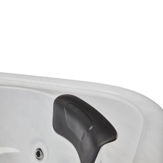 Luxury Spas Eclipse 6-Person Hot Tub
