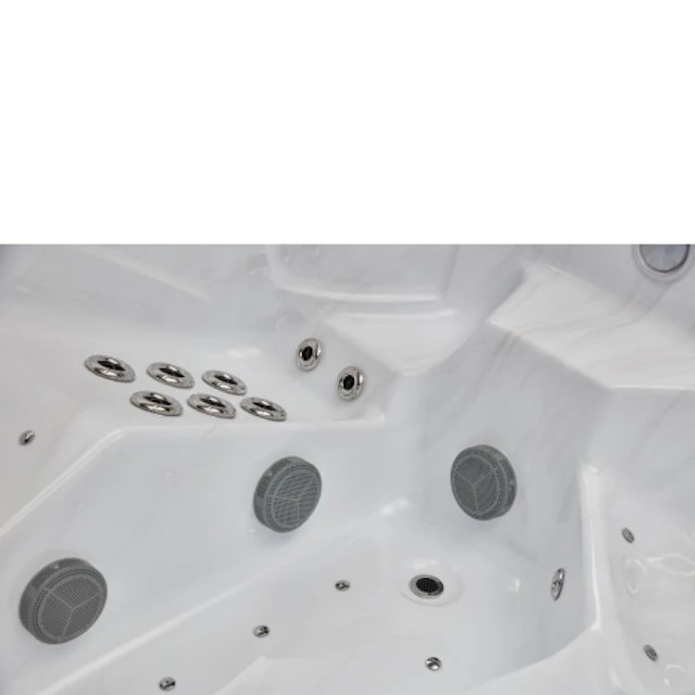 Luxury Spas Danika 5-Person Hot Tub