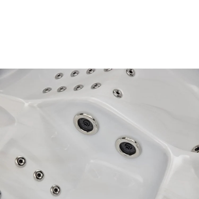 Luxury Spas Casey 3-Person Hot Tub