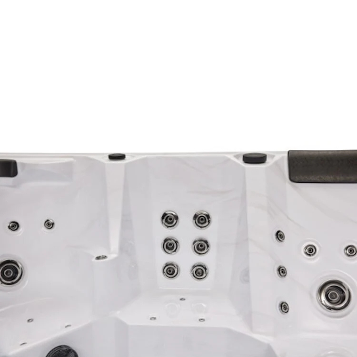Luxury Spas Galley 5-Person Hot Tub