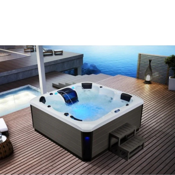 Luxury Spas Victoria 6-Person Hot Tub
