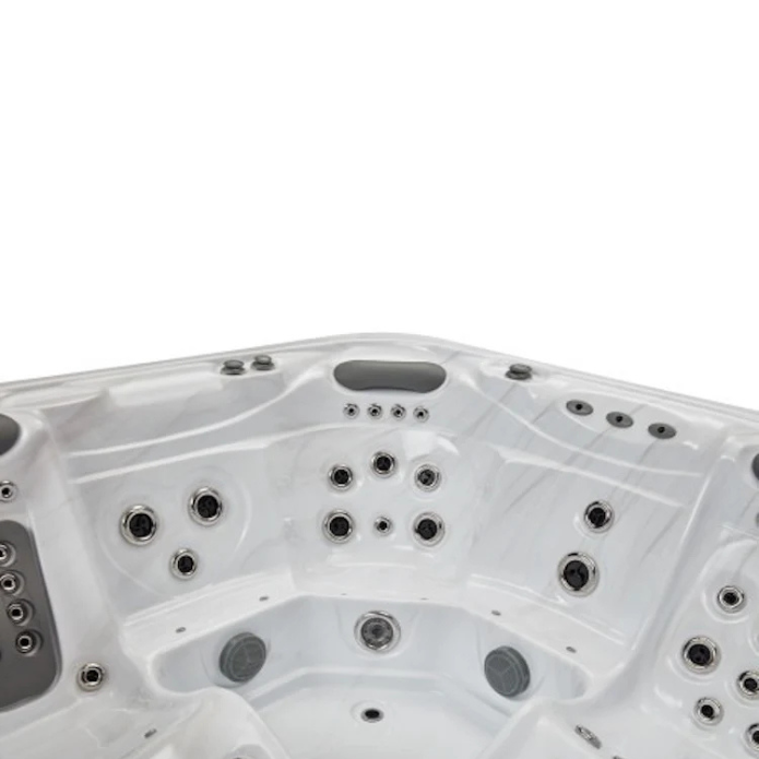 Luxury Spas Infinity 5-Person Hot Tub