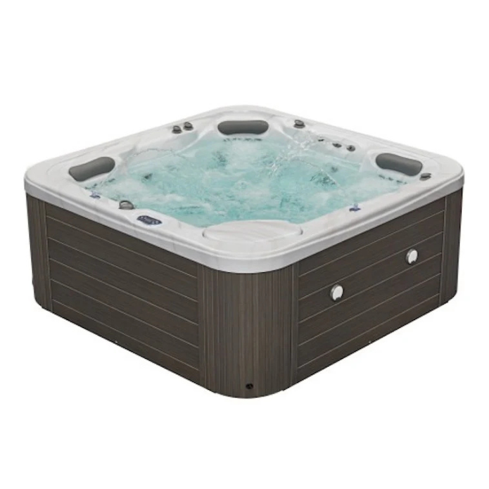 Luxury Spas Infinity 5-Person Hot Tub